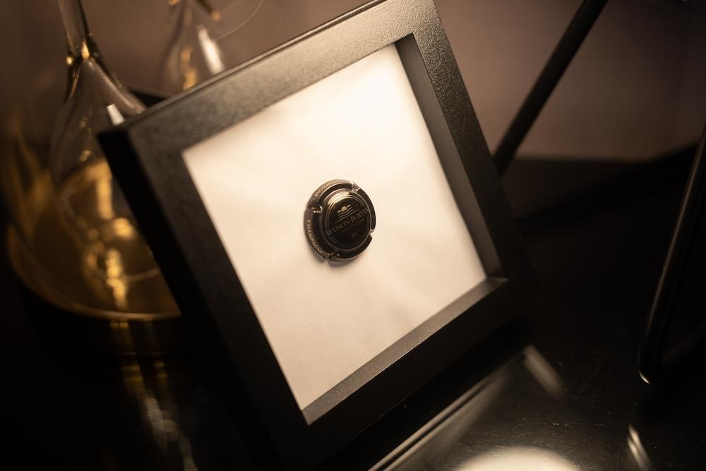 An image presenting the room