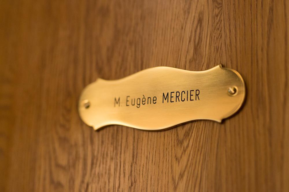 An image presenting the room